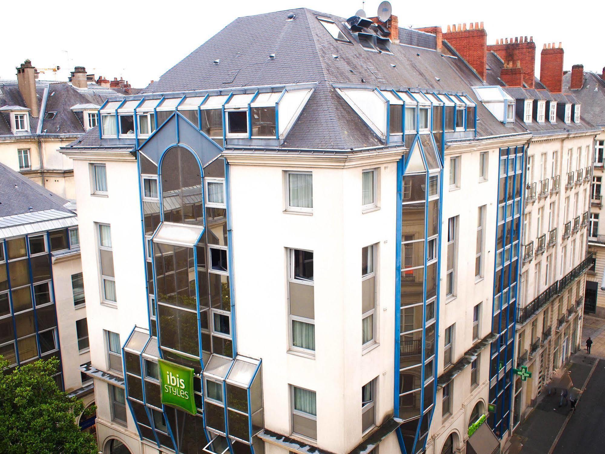 Ibis Styles Nantes Centre Place Royale Exterior photo